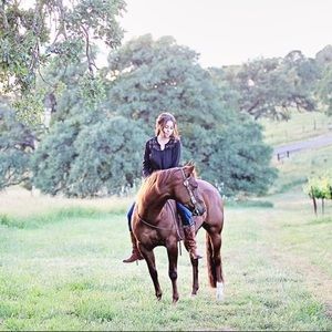 Meet your Posher, Ashley